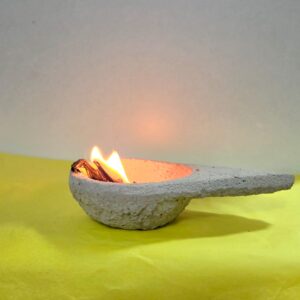 sahumador sagrada madre cemento (chico)