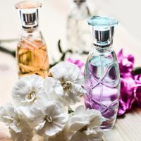 perfume, bottle, glass, cosmetics, fragrance, perfume bottle, beautiful flowers, spray, container, scent, nature, flower wallpaper, fashion, aroma, smell, fragrant, aromatic, transparent, flower background, cologne, elegance, gift, toilette, flowers, glamour, romance, style, romantic